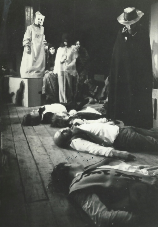 L to R: Morog (Jacquie Russell), Ulf (Julian Flack), (Lying on the floor) Skel (Gordon Cochran), Jenkin (Peter Lock), Bormond (EricBottomley) &amp; Rigg (Clive Saunders) [photo supplied by Jacquie Russell]